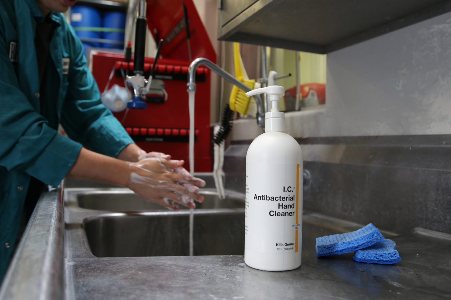 IC Antibacterial Hand Cleaner R&R Lotion®